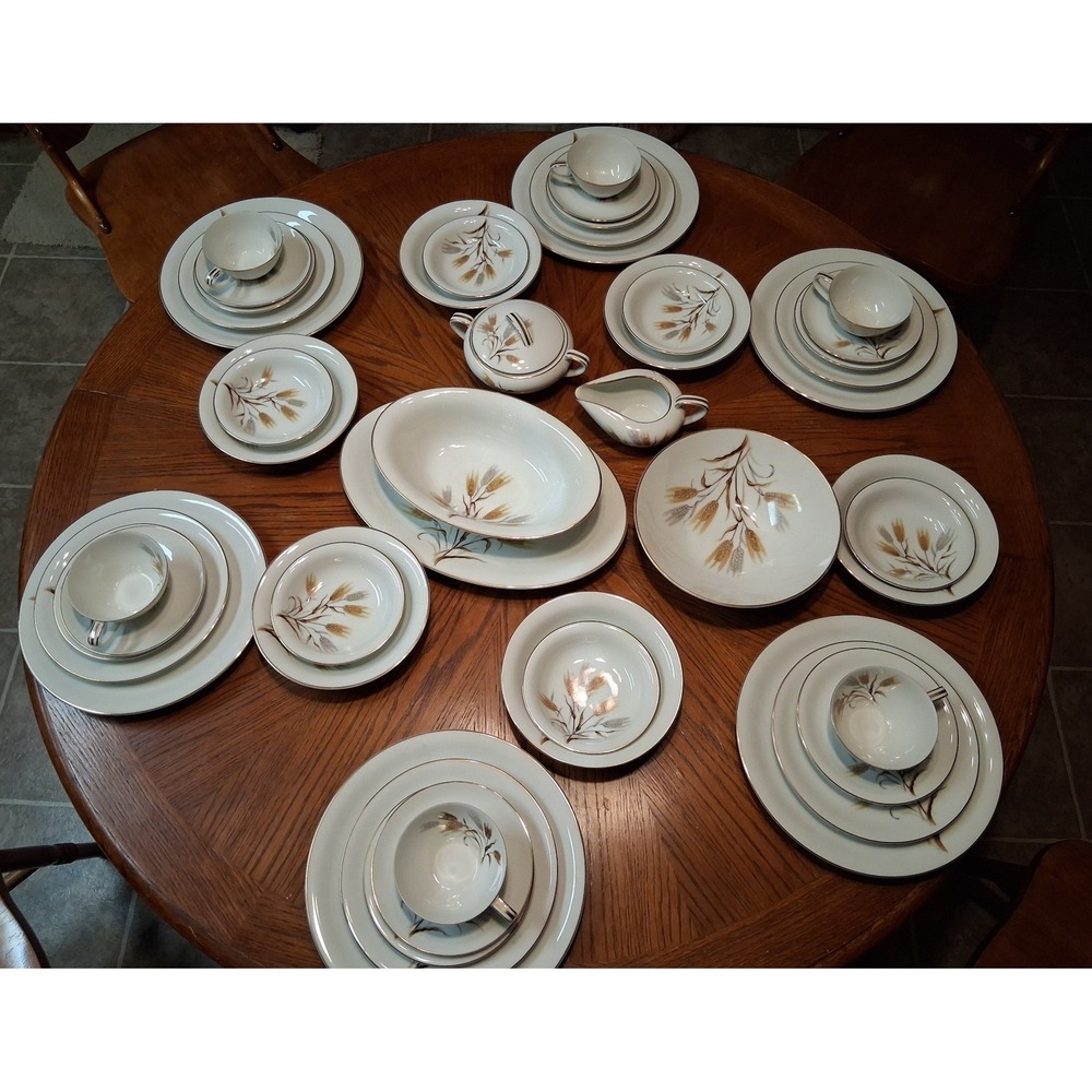 Vintage Fine China of Japan Golden Wheat Dinnerware Set 48 Piece Service for 6